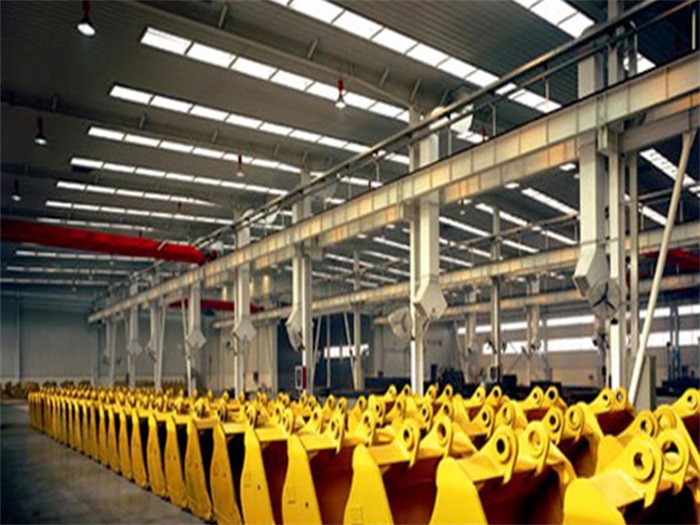 河池徐工集团挖掘机装配车间